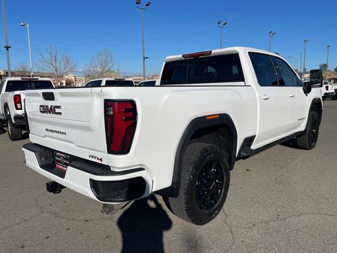 New 2026 GMC Sierra 2500 AT4 image 5