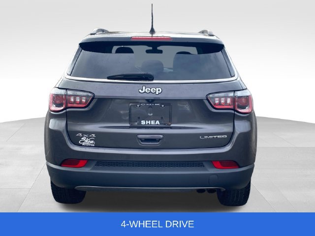 Used 2018 Jeep Compass Limited w/ Navigation Group AWD/4WD image 3