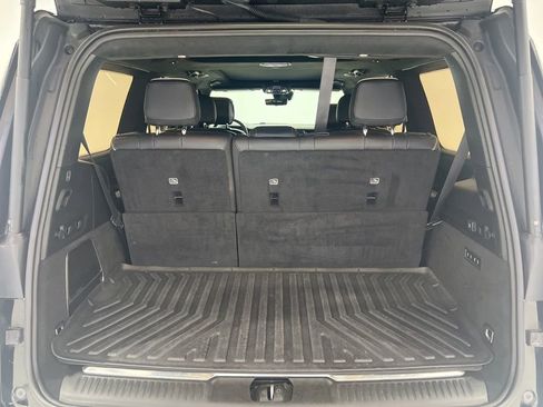 Used 2023 Jeep Grand Wagoneer Series III image 25