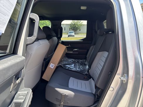 Certified 2026 Toyota Tacoma TRD Off-Road AWD/4WD image 15