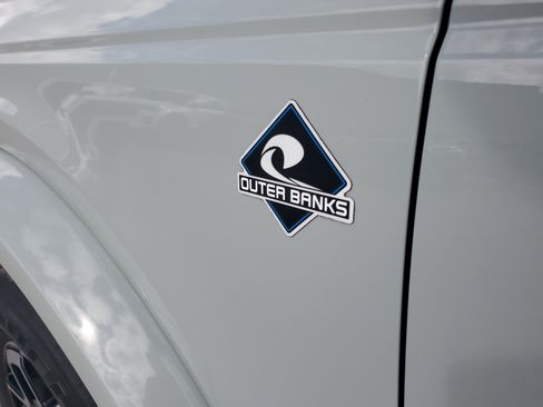 Used 2021 Ford Bronco Outer Banks image 30