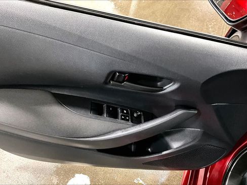 Used 2025 Toyota Corolla LE FWD image 36