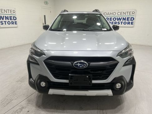 Used 2024 Subaru Outback Limited XT AWD/4WD image 3
