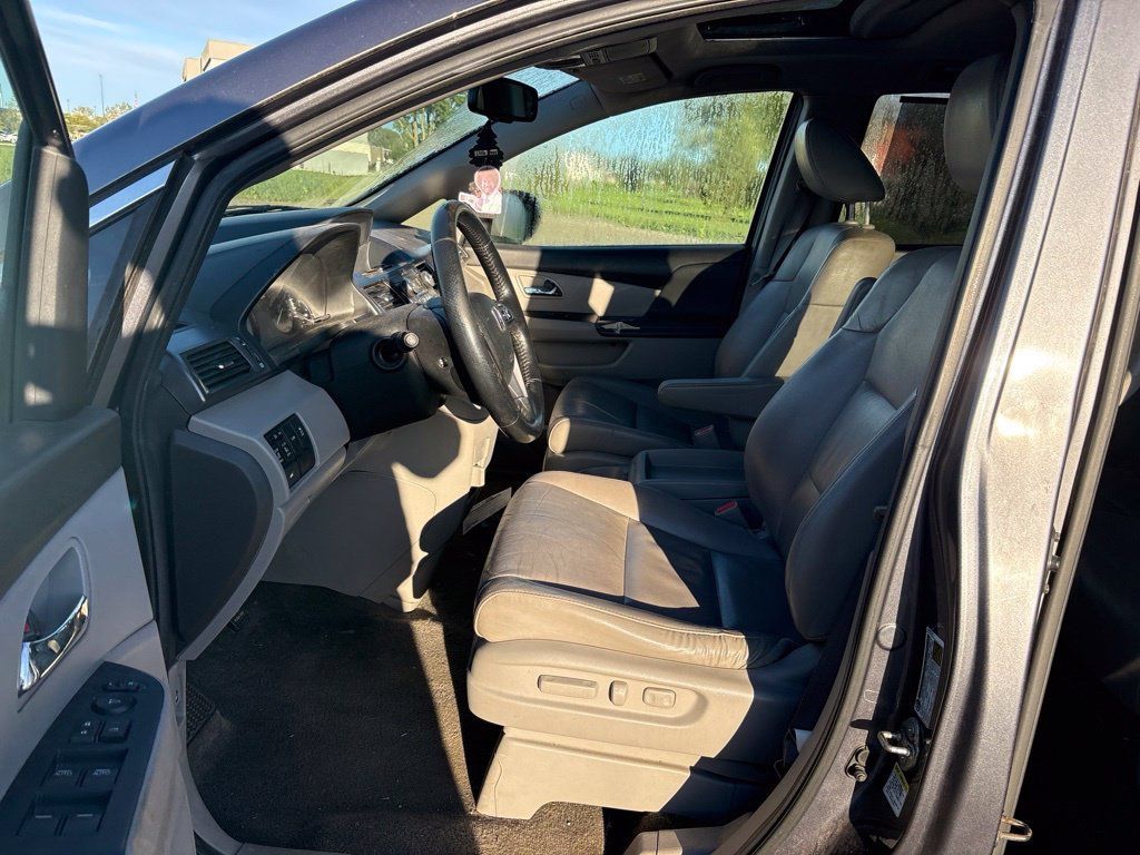 Used 2014 Honda Odyssey EX-L image 15
