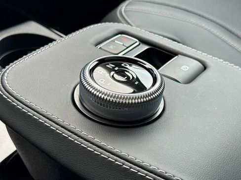 Used 2024 Ford Mustang Mach-E Premium image 19