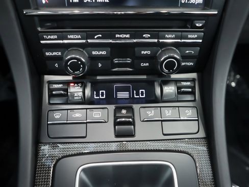 Used 2016 Porsche 911 GT3 RS image 22