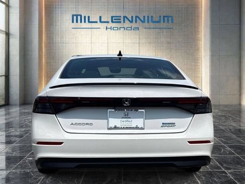 Used 2023 Honda Accord Sport image 4