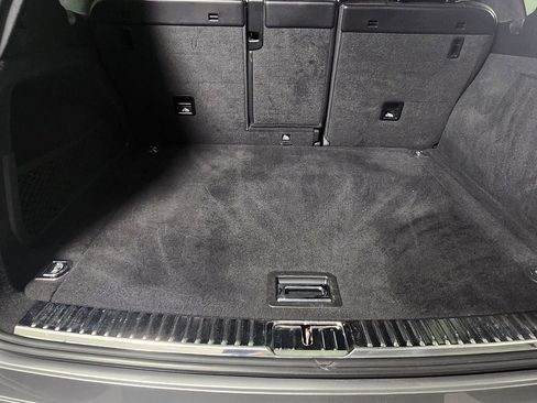 Used 2016 Porsche Cayenne GTS image 12