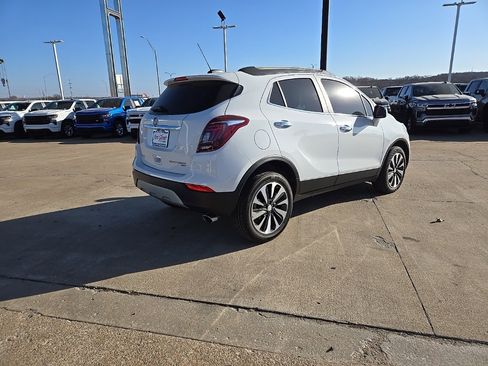 Used 2022 Buick Encore Preferred w/ Safety Package II image 7