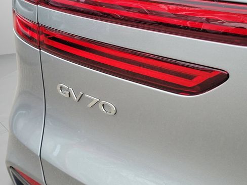 New 2026 Genesis GV70 2.5T Advanced AWD/4WD image 27