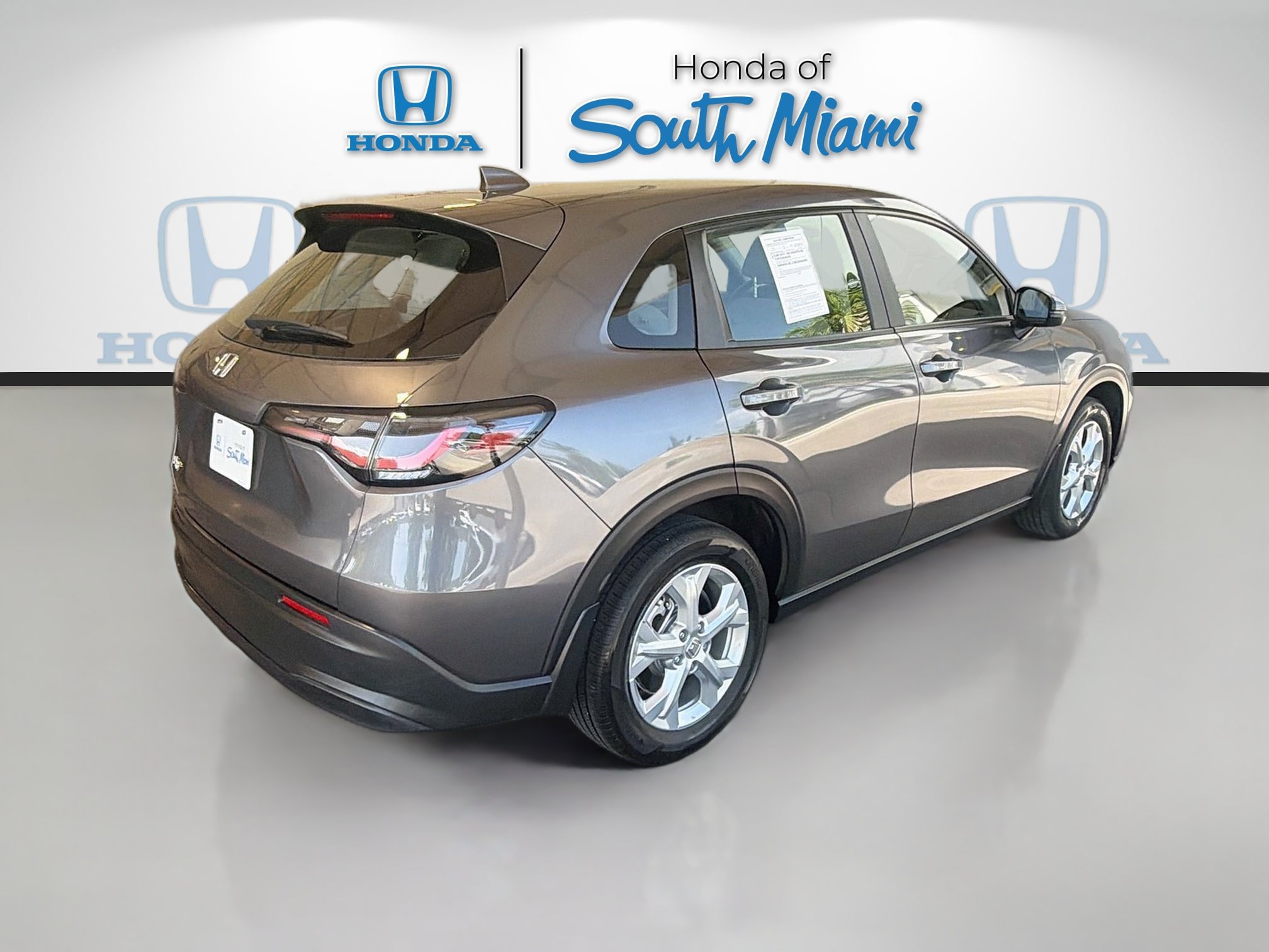 Used 2025 Honda HR-V LX image 7