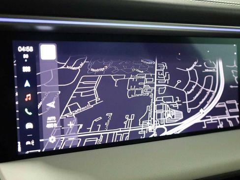 Certified 2025 Porsche Macan Electric RWD image 34