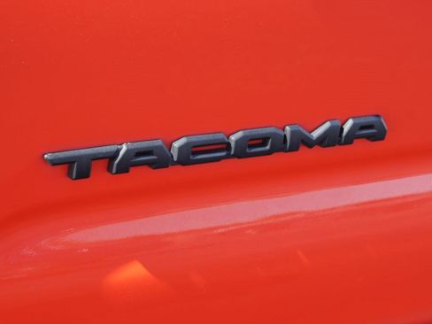 Used 2023 Toyota Tacoma TRD Pro AWD/4WD image 18