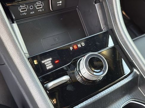 New 2025 Jeep Grand Cherokee Limited w/ Luxury Tech Group II image 31