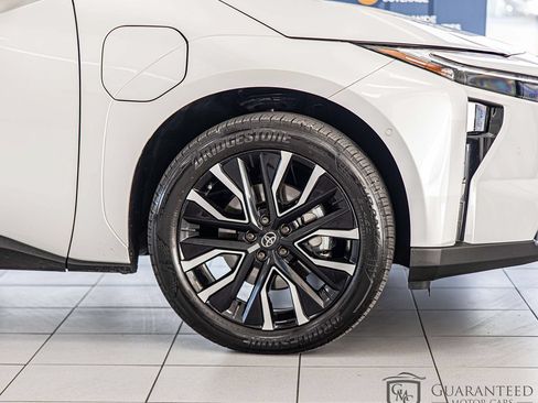 Used 2026 Toyota bZ AWD/4WD image 11
