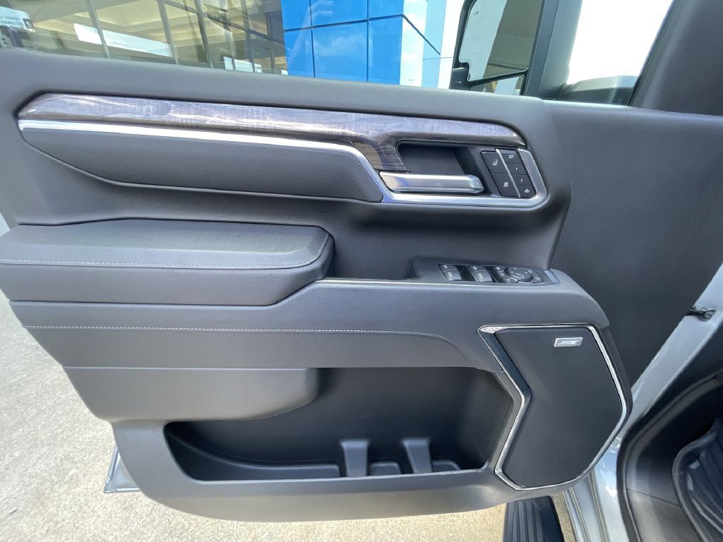 Certified 2026 Chevrolet Silverado 2500 LTZ w/ LTZ Premium Package AWD/4WD image 22