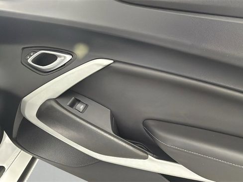 Used 2022 Chevrolet Camaro LT image 30