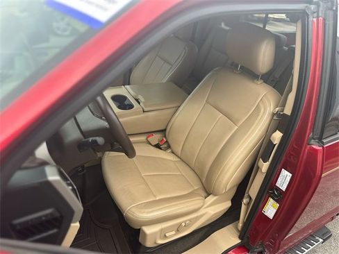 Certified 2018 Ford F150 Lariat image 12