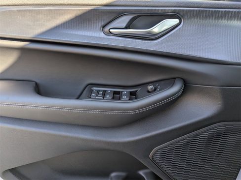 New 2025 Jeep Grand Cherokee Laredo w/ MOPAR Finishing Package image 14