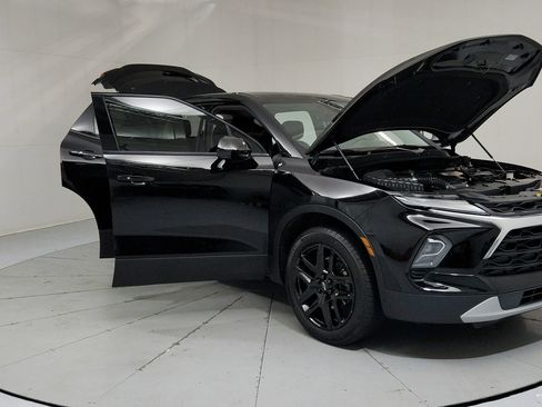 Used 2024 Chevrolet Blazer LT w/ LPO, Floor Liner Package FWD image 12