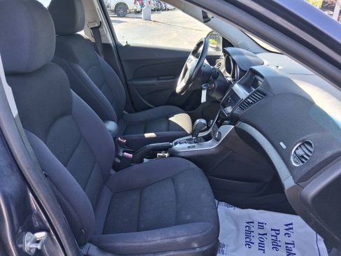 Used 2013 Chevrolet Cruze LT FWD image 11