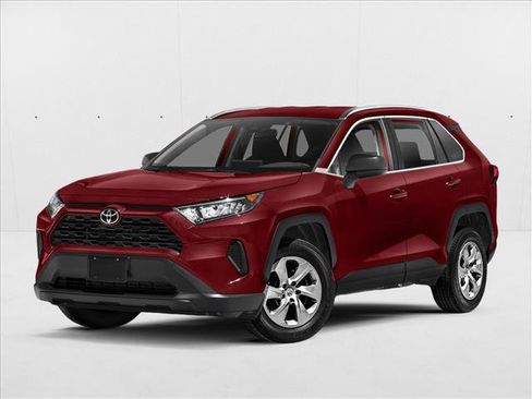 Used 2021 Toyota RAV4 LE FWD image 1