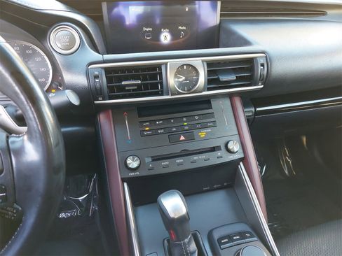 Used 2020 Lexus IS 300 300 image 19