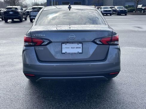 Used 2025 Nissan Versa SV w/ Trunk Package image 4