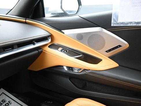 Used 2020 Chevrolet Corvette Stingray Preferred Cpe w/ 2LT Preferred Equipment Group RWD image 23