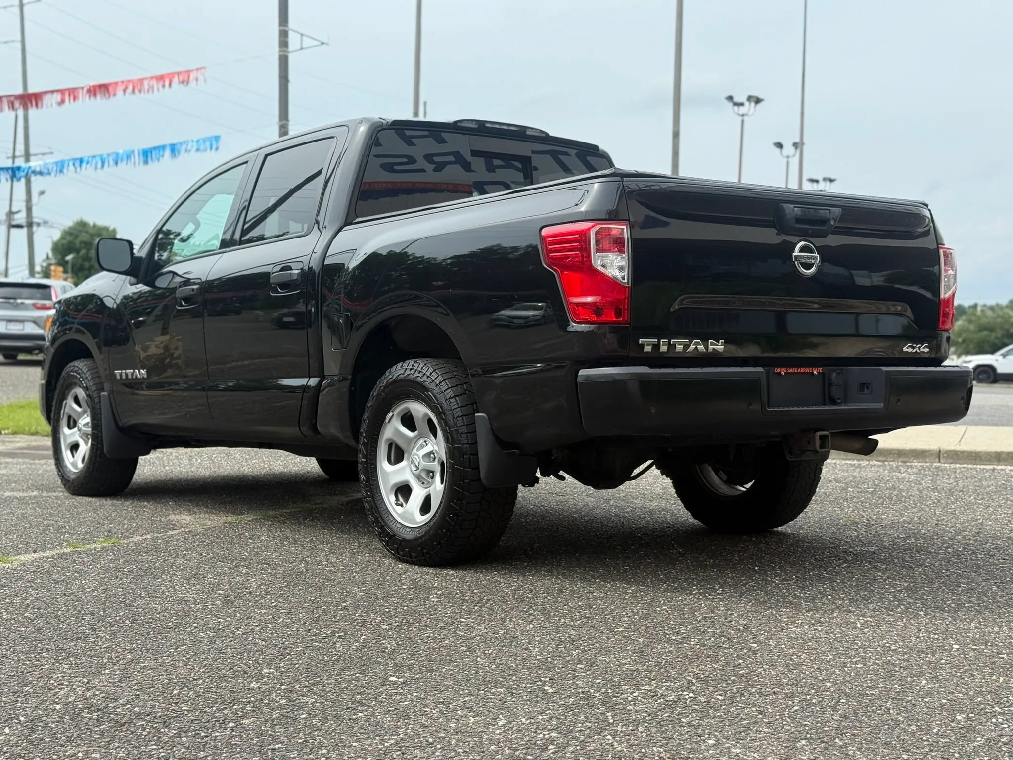 Used 2020 Nissan Titan S w/ S Utility Package AWD/4WD image 3