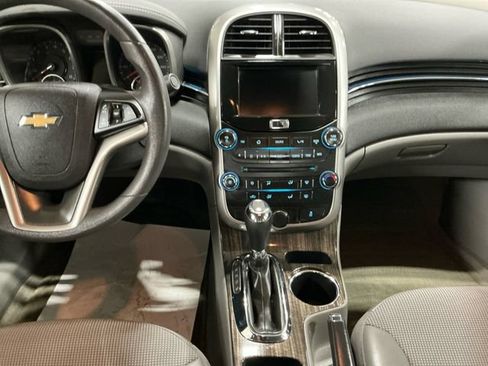 Used 2015 Chevrolet Malibu LT w/ Power Convenience Package FWD image 11