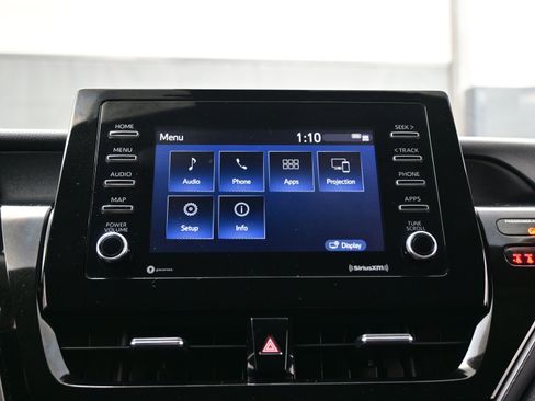 Used 2021 Toyota Camry SE w/ Cold Weather Package image 20