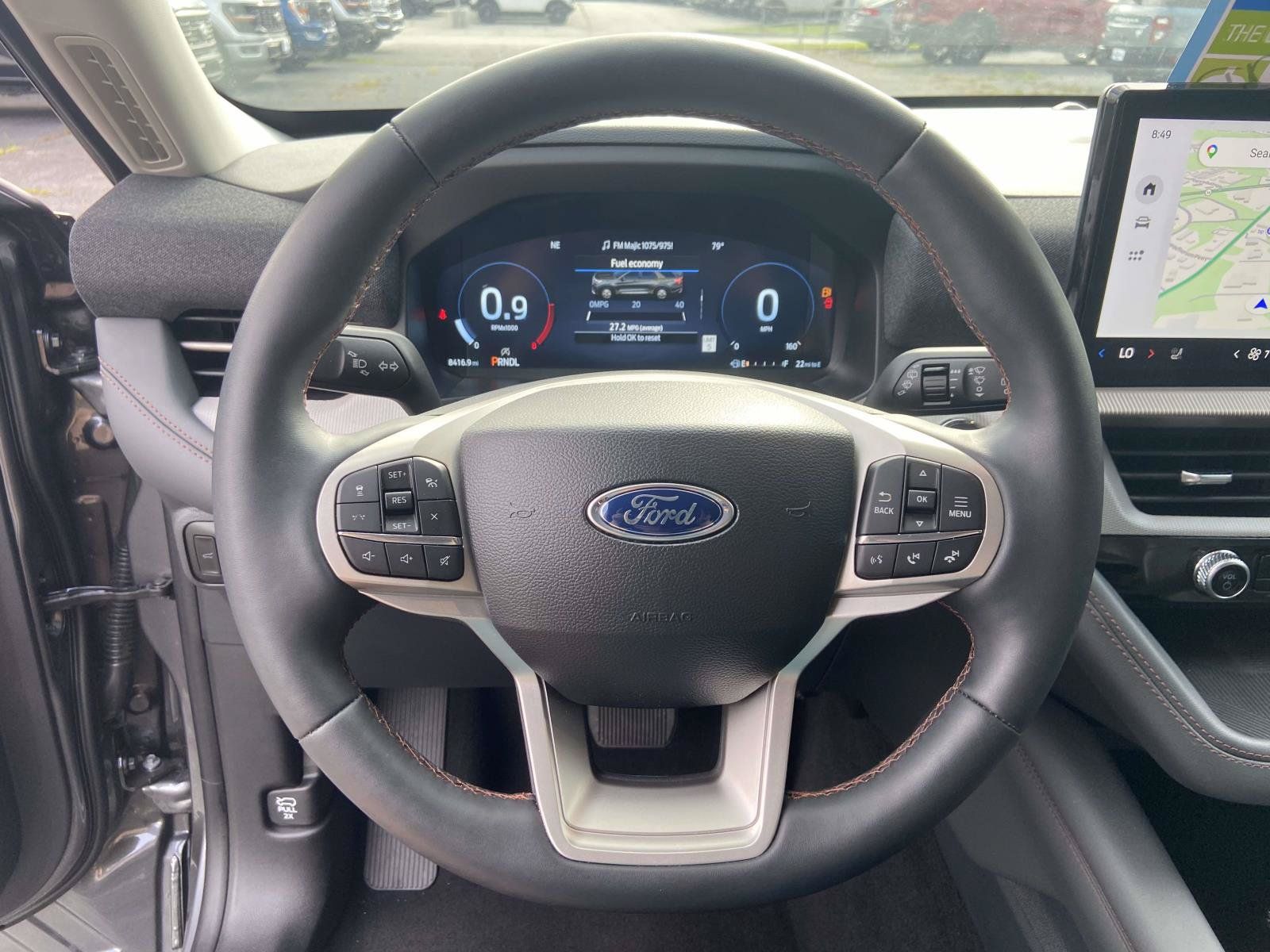 Used 2025 Ford Explorer Active w/ Active Comfort Package RWD image 22