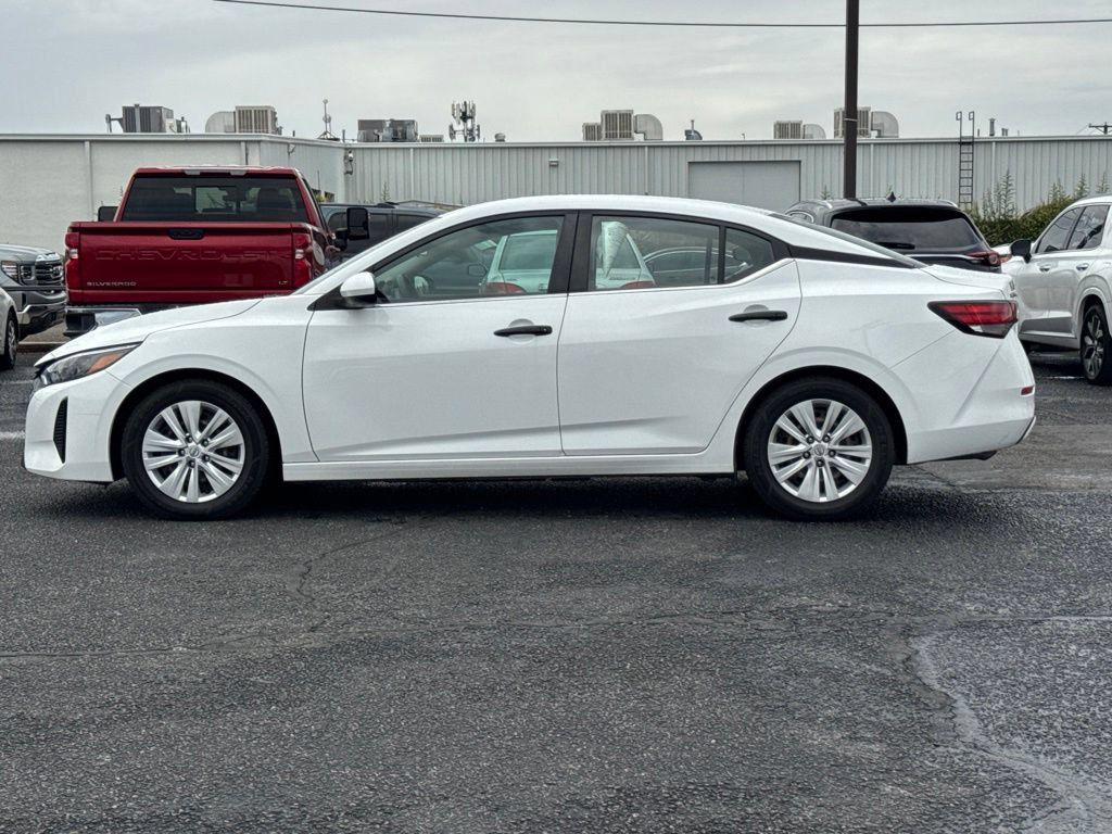 Used 2024 Nissan Sentra S FWD image 5