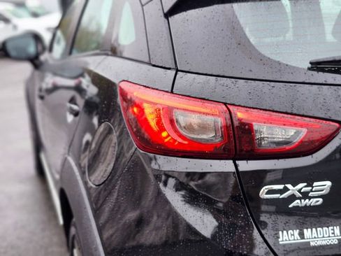 Used 2017 MAZDA CX-3 Grand Touring image 9