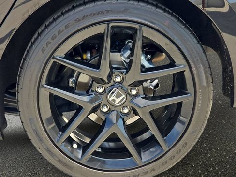 Used 2025 Honda Civic Sport image 34