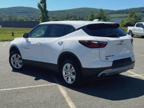 Used 2021 Chevrolet Blazer LT w/ LPO, Black Accent Package AWD/4WD image 6