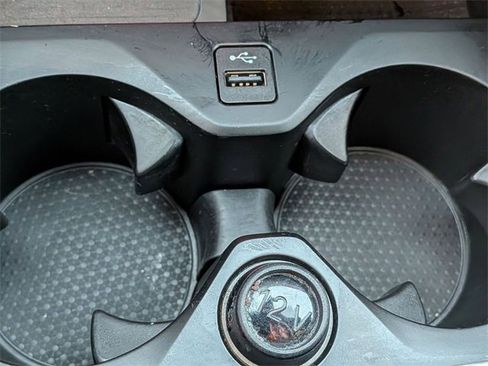 Used 2023 BMW X6 xDrive40i w/ M Sport Package image 23