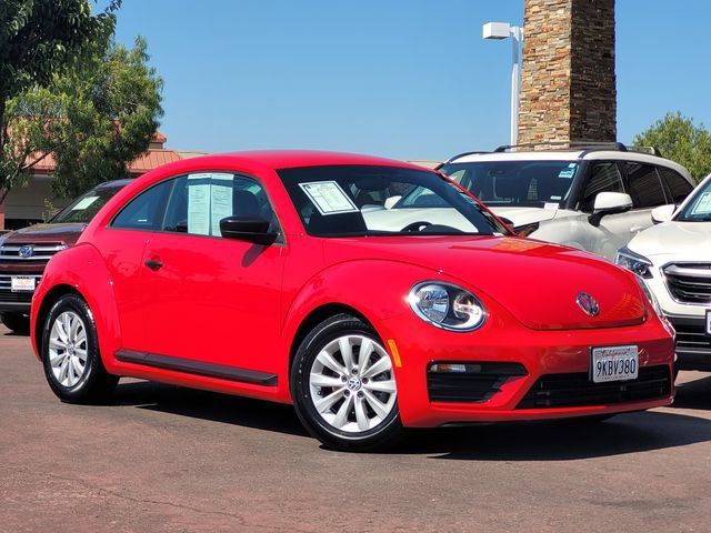 Used 2018 Volkswagen Beetle 2.0T S FWD image 2