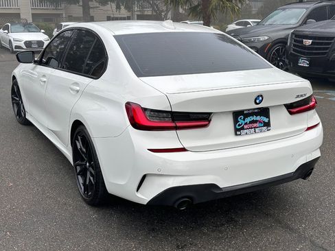 Used 2022 BMW 330i Sedan w/ M Sport Package image 4