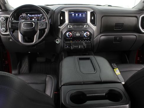 Used 2022 GMC Sierra 1500 Denali w/ Denali Premium Package AWD/4WD image 10