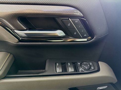 Used 2024 Chevrolet Silverado 1500 ZR2 w/ LPO, Dark Essentials Package image 17