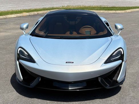 Used 2017 McLaren 570S RWD image 11