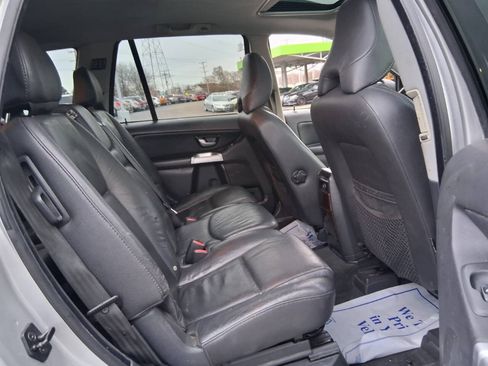 Used 2005 Volvo XC90 2.5T AWD/4WD image 17