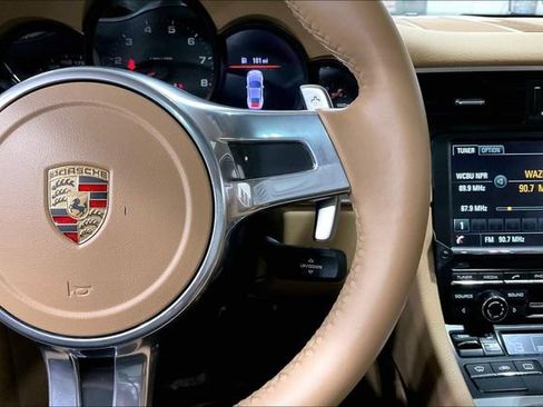 Used 2014 Porsche 911 Carrera RWD image 20