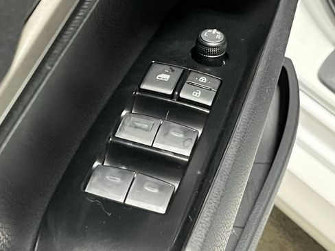 New 2026 Toyota Camry LE w/ Convenience Package FWD image 32
