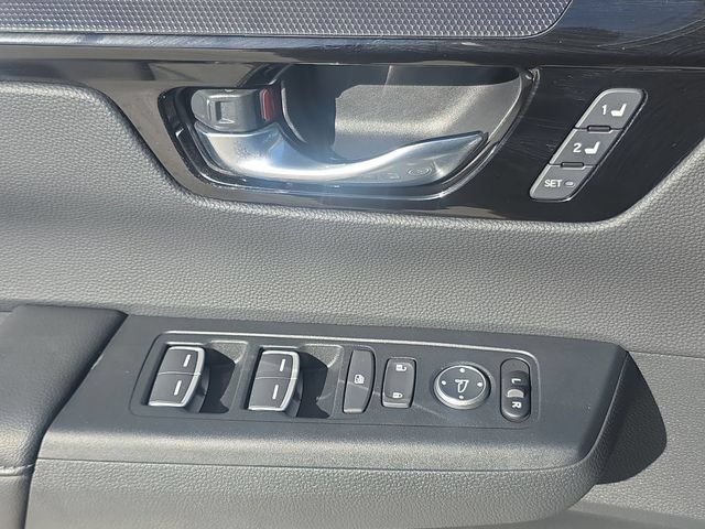 Used 2025 Honda CR-V EX-L image 23