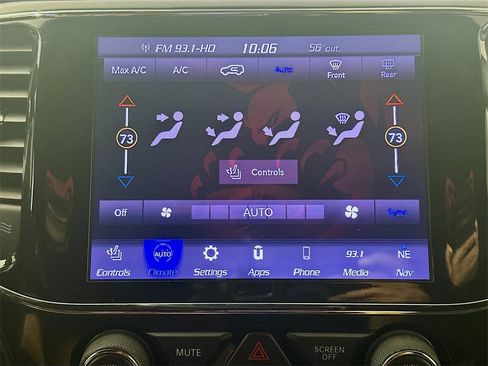 Used 2019 Jeep Grand Cherokee Altitude image 18