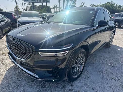 Used 2025 Genesis GV70 2.5T AWD/4WD image 1