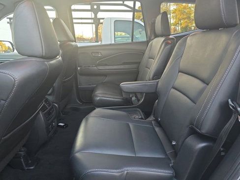 Used 2020 Honda Pilot Elite image 13
